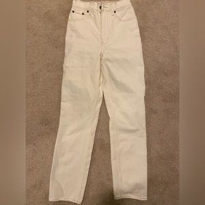 Abercrombie Curve Love 90’s Straight Ultra High Rise Jeans